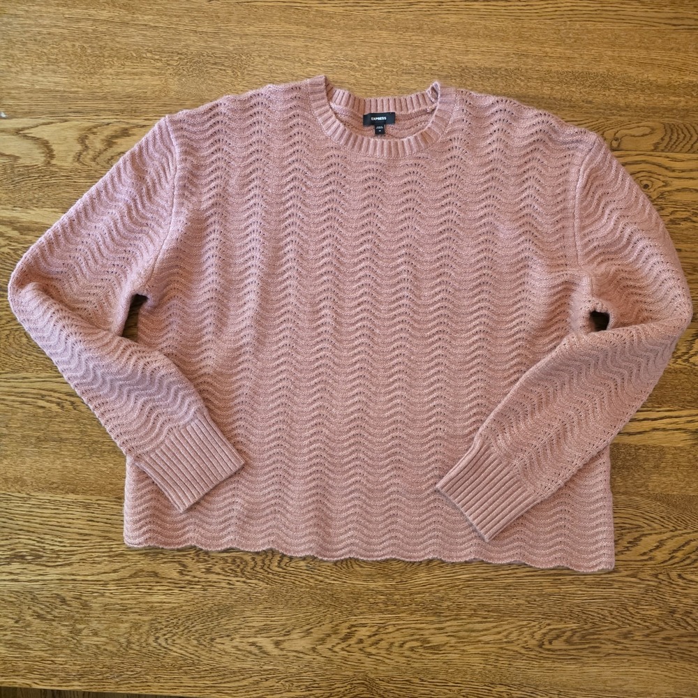 EXPRESS M Dusty Rose Pink Crew Neck Sweater Scalloped Hem Cottagecore Barbiecore